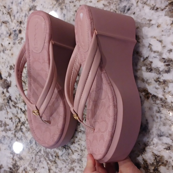 Coach Franki Pink Leather Wedge Flip-Flops Retro Sandals Y2K NEW Size 8 - Picture 9 of 16